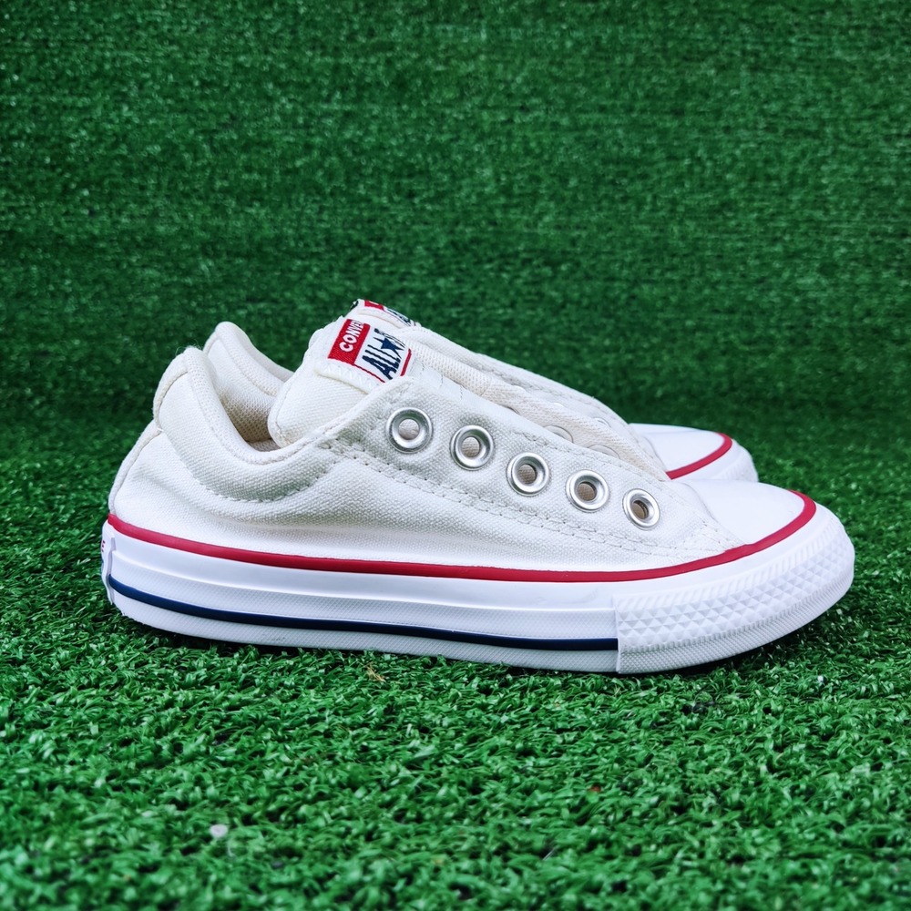 Converse Sneakers Kids 11 White Chuck Taylor All Star Slip-On Low Top A01694F